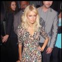 REPORTAGE PHOTOS : Paris Hilton... un regard pas très net !