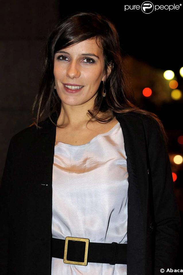 Zoé Félix est Clara Sheller