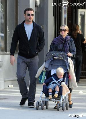 Naomi Watts, son mari Liev Schreiber et leur fils Alexander