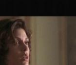 En 1997, Teri Hatcher s’essaie au cinéma avec  Demain ne meurt jamais