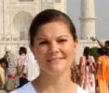 REPORTAGE PHOTO : Une jolie princesse suédoise devant le Taj Mahal, bonjour... la carte postale !
