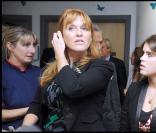 Sarah Ferguson et la Princesse Eugénie à l'inauguration d'un centre de soins