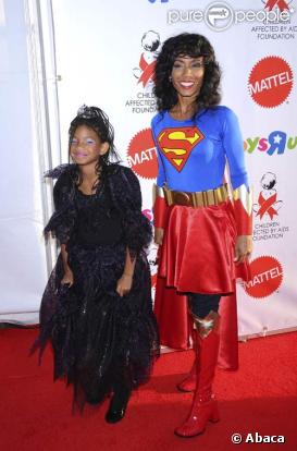 Jada Pinkett Smith et Willow à la fête organisée par AIDS pour Halloween, le 25/10/08