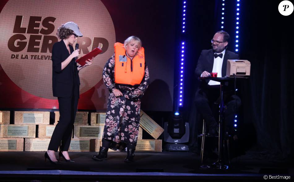 http://static1.purepeople.com/articles/3/18/67/63/@/2351944-valerie-damidot-10eme-ceremonie-des-ge-950x0-1.jpg