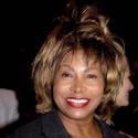 PHOTOS : Tina Turner ressort sa robe de Mad Max de 1985... à presque 70 ans !