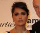 PHOTOS : Salma Hayek, diva du décolleté, prend froid... mais François-Henri Pinault est là pour elle ! (réactualisé)
