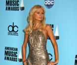Paris Hilton, victime d'un cambriolage... comme son oncle !
