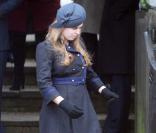 La Princesse Beatrice à la sortie de la messe de Noël de la famille royale UK