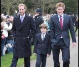 Le Prince William et le Prince Harry à la sortie de la messe de Noël de la famille royale UK