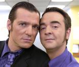 Yvan Le Bolloc'h et Bruno Solo dans Caméra Café