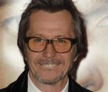 Gary Oldman  