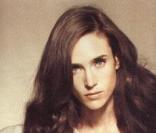 Jennifer Connelly en robe couture, un vrai top icône de mode pour Harper's Bazaar