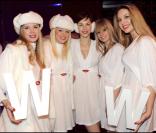 Les belles pour la promo de la vodka Wyborowa 