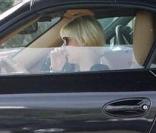 Elisah Cuthbert et sa Porsche, une grande histoire d'amour...