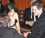 Anne Hathaway, America Ferrera et son boy-friend Ryan Piers Williams 