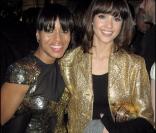 Soirée du Huffington Post pour le compte à rebours avant le 21 janvier, premier jour de la Présidence de Barack Obama : Kerry Washington et Jessica Alba... avec le sourire 