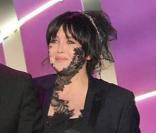 Isabelle Adjani, nouvelle adepte du body painting ! 02/02/09