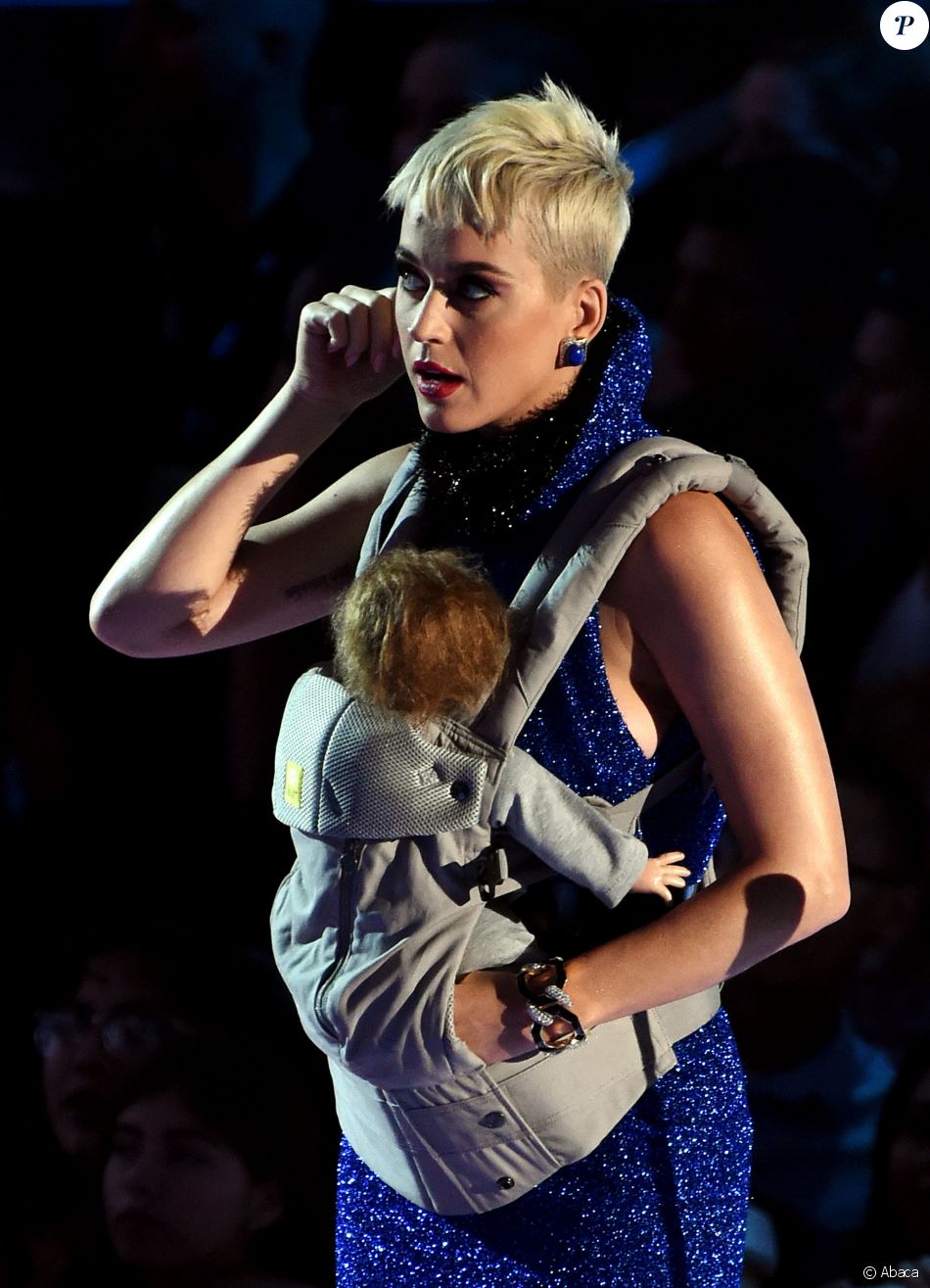 Katy Perry, présentatrice des MTV Video Music Awards 2017 au Forum, à Inglewood. Le 27 août 2017.