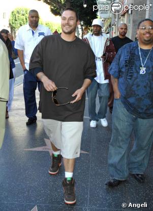 Kevin Federline, sort de studio avec les Bone Thugs-N-Harmony