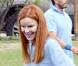 Marcia Cross et ses jumelles Eden et Savannah passent l'après-midi au parc. Rien de tel que de taper dans le ballon pour se défouler !