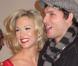 Jennie Garth et son mari voient la vie en... rouge passion !
