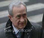 Jean Tiberi à l'enterrement de Claude Roland.