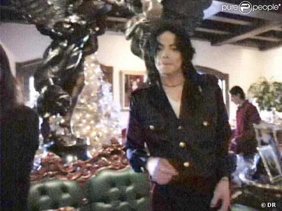Exclusif des clichés pris à l'intérieur de Neverland dans l'intimité du King de la Pop. Noël 1999 ! 