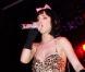 Katy Perry, une vraie tigresse face à ses fans ! Regardez !