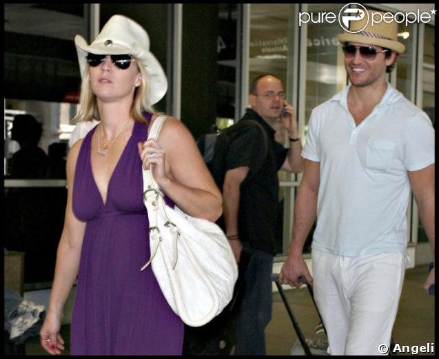Jennie Garth et son mari Peter Facinelli n'arrivent pas à se décoller !