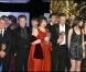 Dustin Hoffman entouré des gagnants, à la fin de la cérémonie des Césars : Sean Penn, Yolande Moreau, Vincent Cassel et d'autres 