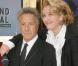 Dustin Hoffman et Emma Thompson, très complices pour les Césars 2009, devant les caméras de Canal + (qui retransmettait l'événement hier soir, en clair) 