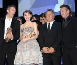 Dustin Hoffman aux côtés de Deborah François, Vincent Cassel et Sean Penn à la fin de la cérémonie des Césars<br />