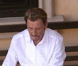 Johnny à L.A. dans le jardin de sa villa