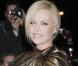 Charlize Theron, le 2 mars 2009, sur les Champs-Elysées, à l"occasion de l"avant-première de "Loin de la terre brûlée"