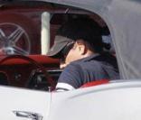 Julio José Iglesias à bord de sa nouvelle voiture de collection, le 19 février à Miami