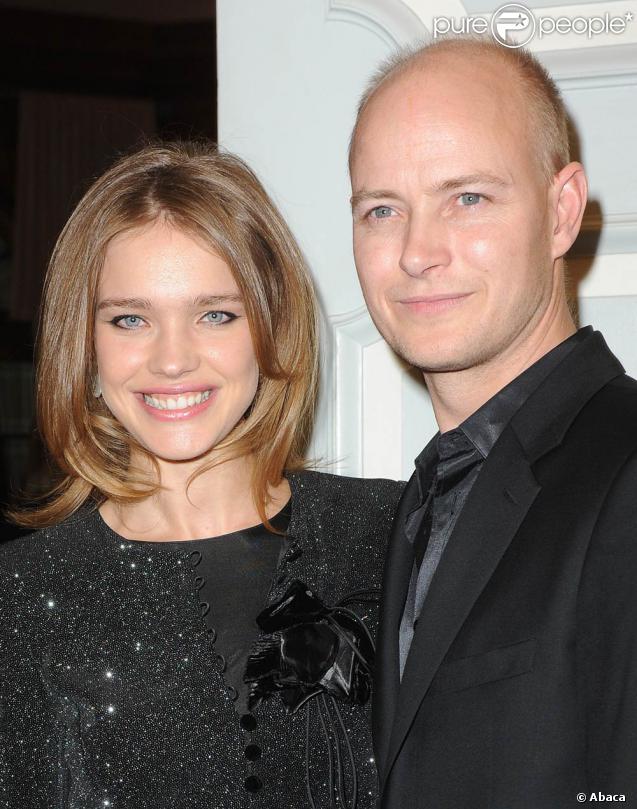 Natalia Vodianova et son mari Justin Portman, au 3e Fortune Forum Summit, le 3 mars 2009, au Dorchester Hotel de Londres