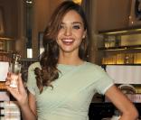  Miranda Kerr   au lancement de PINK Body et de l'édition limitée du parfum  Heavenly Bloom , pour Victoria's Secret. 10/03/09  