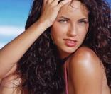 La superbe Barbara Mori dans une scène de 