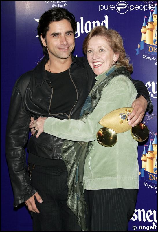 John Stamos et sa mère Loretta 