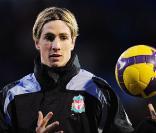 Fernando Torres, footballeur espagnol de 24 ans du club de Liverpool, qui participe au Challenge Nike+ Men vs Women