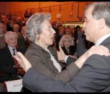 Dadu Sarkozy et Roger Karoutchi au théâtre de Neuilly, le 13/03/09<br />