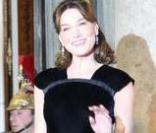 Carla Bruni entourée de Nicolas Sarkozy, Michel Sleimane et sa femme Wafaa, une élégance rare  