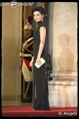 Rachida Dati à son arrivée à l'Elysée, chic et choc avec sa tenue sobre et efficace
