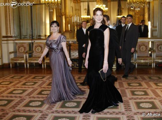 Carla Bruni, une prestance hors norme, le noir lui va trop bien !