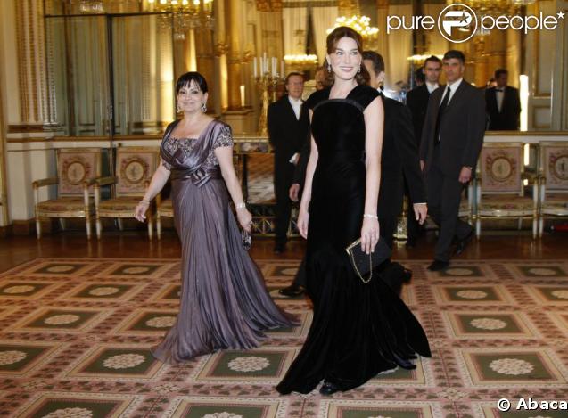 Carla Bruni, une prestance hors norme, le noir lui va trop bien ! 