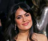 Salma Hayek tenterait-elle de séduire les ravisseurs de son ordinateur ?