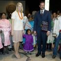 Mette-Marit et Haakon de Norvège ont adopté une petite... Mexicaine avant de déjeuner avec le président Calderon (réactualisé)