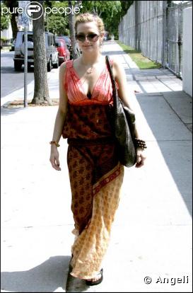 Ashlee dans les rues de L.A... La hippie girl n'a plus rien à apprendre !