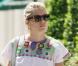 Short en jean et tunique brodée pour Sienna Miller, en balade à L.A