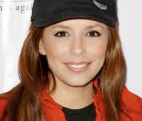 Eva Longoria, ambassadrice de l'association PADRES contra el cancer, participe à l'amélioration des conditions de vie des enfants malades.